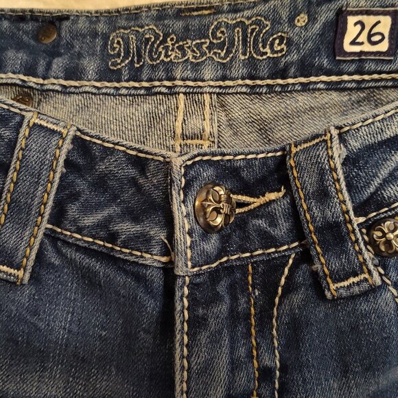 Miss Me Cowhide Fuzzy Flap Back Pockets Bootcut Style JW4292B6 Size 26 - Picture 2 of 9